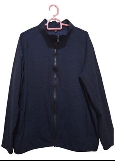 (Kategori: ) berada di . Dikirim oleh secondhand_luxe (ID iklan 1436211437, Gambar 1). Deskripsi: .