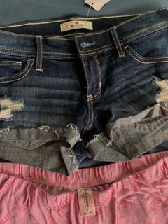(Category: ) located in . Submitted by thriftwt_mori (Listing ID 1436157654, Image 1). Description: .