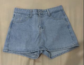 (Category: ) located in . Submitted by am1622 (Listing ID 1436218928, Image 1). Description: .