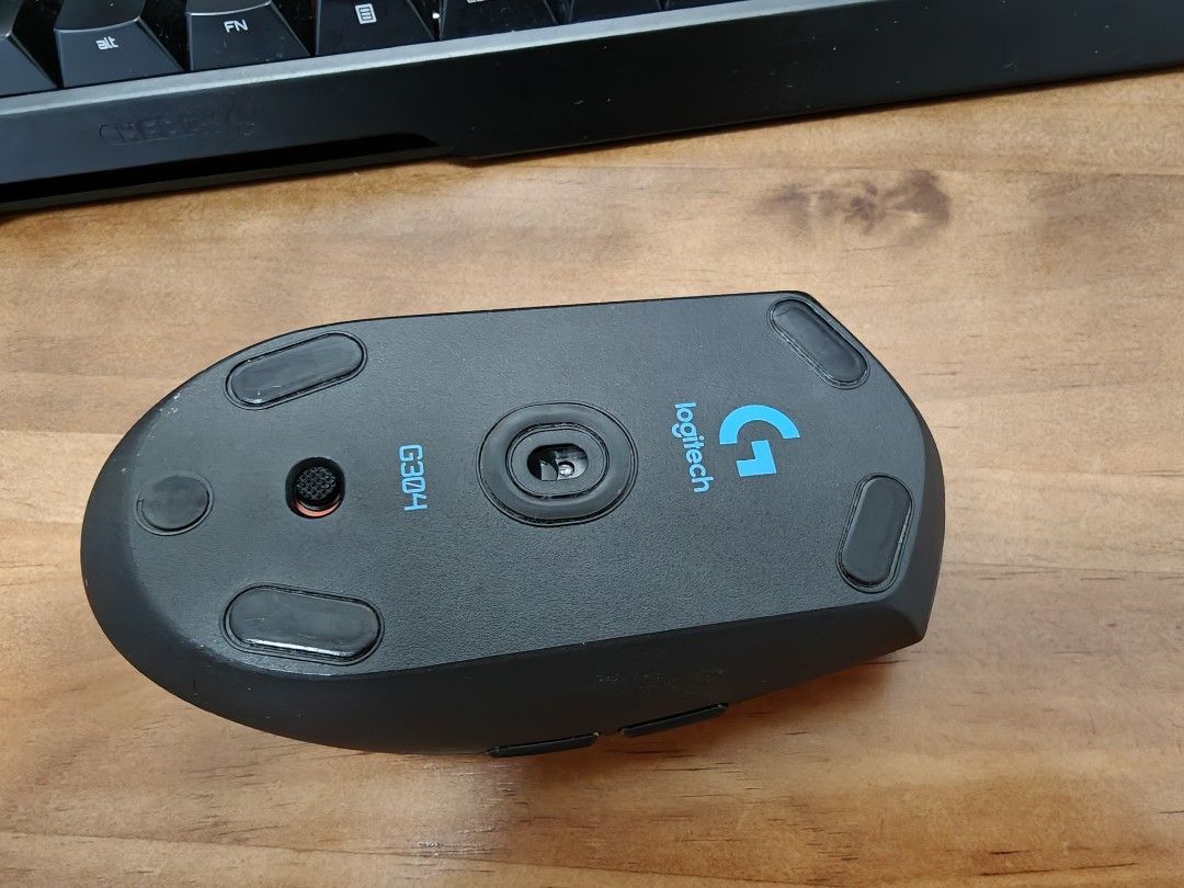 Logitech G304 Wireless Gaming Mouse445797922652835841