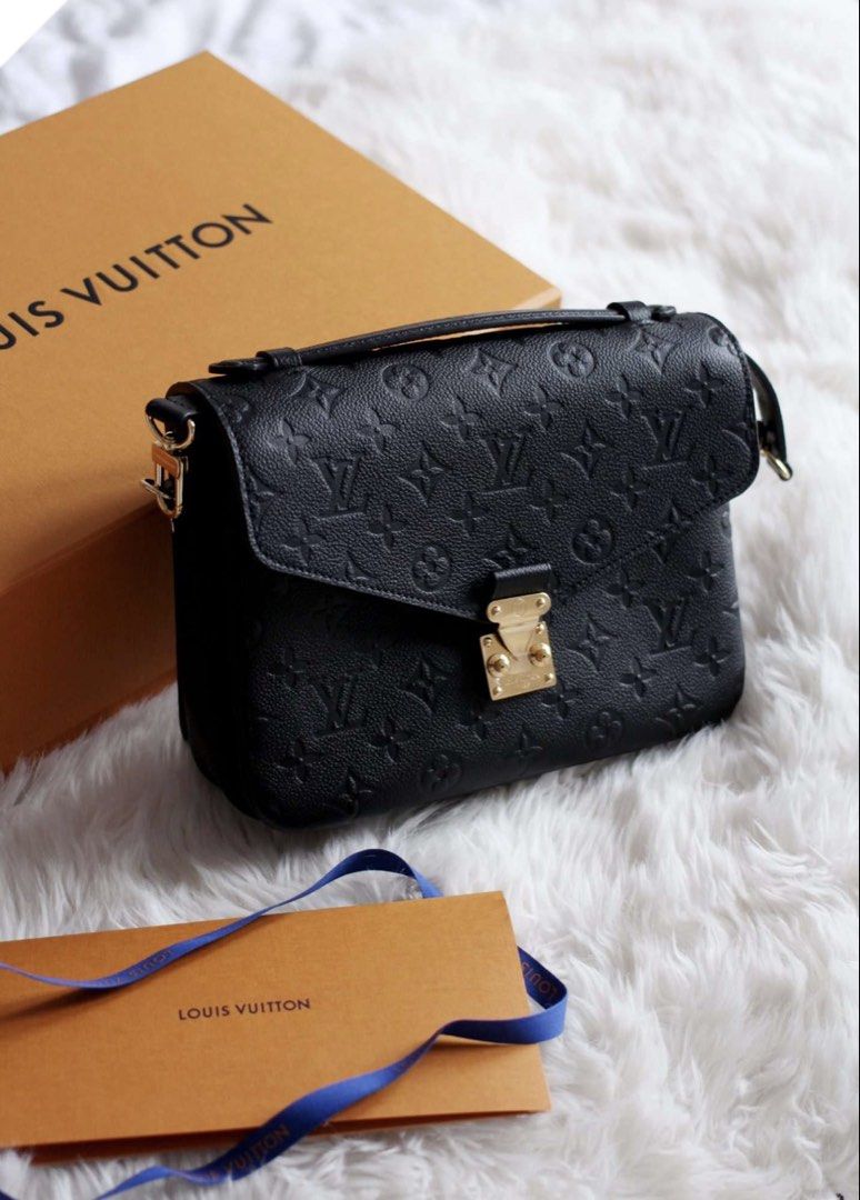 LV POCHETTE METIS (Category: Luxury Bags & Wallets) located in Paranaque City. Submitted by kgmgiftedph20 (Listing ID 1426498697, Image 2). Description: .