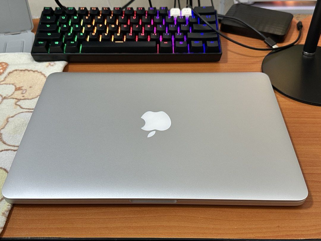 MacBook Pro i5, 8gb, ssd 128gb model A1502, Computers & Tech