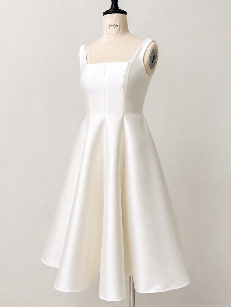 Made to Order -White panel A line Dress (Category: Evening dresses & gowns) located in Manila. Submitted by veemcqc (Listing ID 1436172905, Image 2). Description: Made to Order ✨ “Arian” Panel A-Line Dress Perfect for prenup, birthdays, graduations, and other special occasions. 🤍 With Bust pads and Boning Available in different colors. Price: ₱5,300 — XS to Medium ₱5,550 — Large to XL Skirt length: 28 inches from natural waist (midi length).
