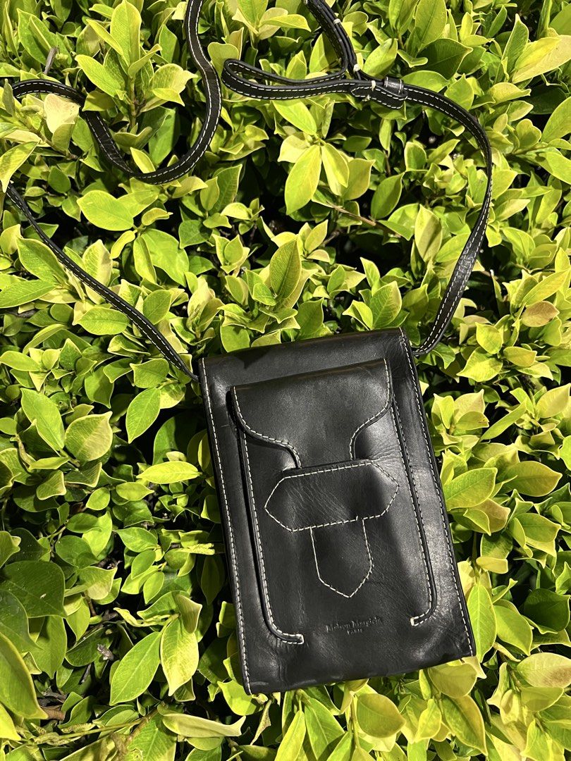 Maison Margiela (Category: Luxury Bags & Wallets) located in Bacolod City. Submitted by novymae23 (Listing ID 1436175622, Image 1). Description: Maison Margiela Leather Crossbody Bag Size Small With 2 Pocket .