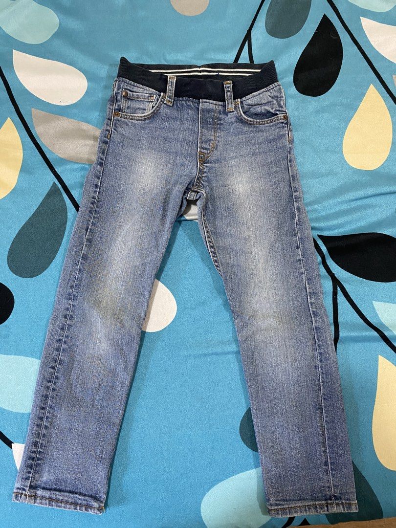 Maong jeans for kids (Category: Babies & Kids Fashion) located in Makati City. Submitted by beaa24 (Listing ID 1436125109, Image 1). Description: .