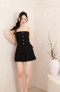 (Category: ) located in . Submitted by shopmyinstocks (Listing ID 1436269884, Image 1). Description: .