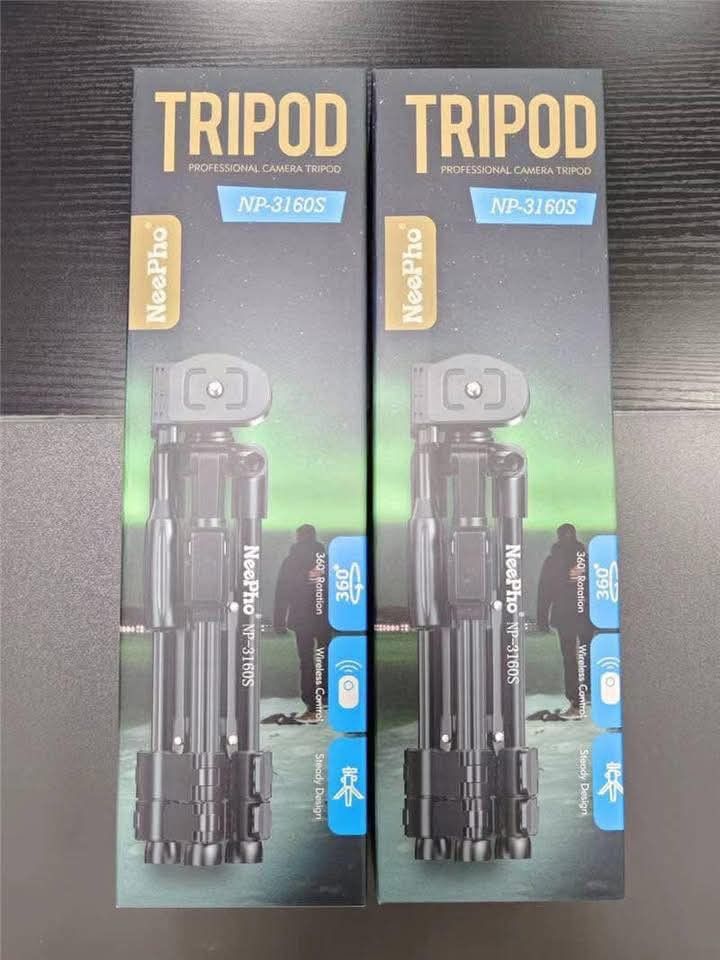 neepho tripod with remote np-3160s (Category: Tripods & Monopods) located in Manila. Submitted by yzcartph (Listing ID 1436169617, Image 3). Description: NeePho NP-3160S tripod with remote Foldingheight:31.5cm Maximumheight:65cm.