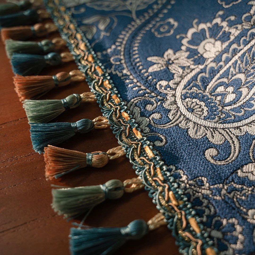 New - beautiful Table runner445490468111011842