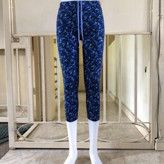 (Category: ) located in . Submitted by flores_shop (Listing ID 1436139900, Image 1). Description: .
