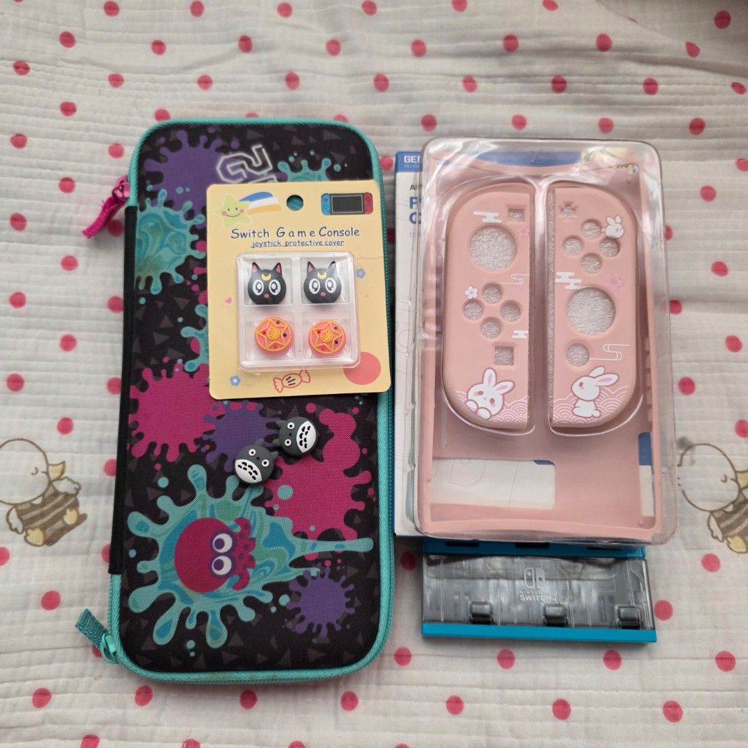 Nintendo Switch V2 — Animal Crossing version (Category: Nintendo) located in General Santos City (Dadiangas). Submitted by happilyangel (Listing ID 1368455124, Image 2). Description: ₱13, 000 | don’t hesitate to negotiate! inclusions: - well used case (splatoon) - 4 pairs of joystick cover - geekshare case (pink) - tempered glass is already attached - animal crossing game - kirby the forgotten land game - overcooked game rfs: upgrade for pokopia 