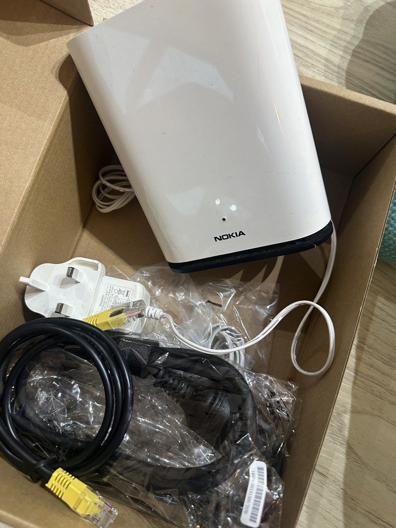 Nokia Router with Accessories445815526419353600