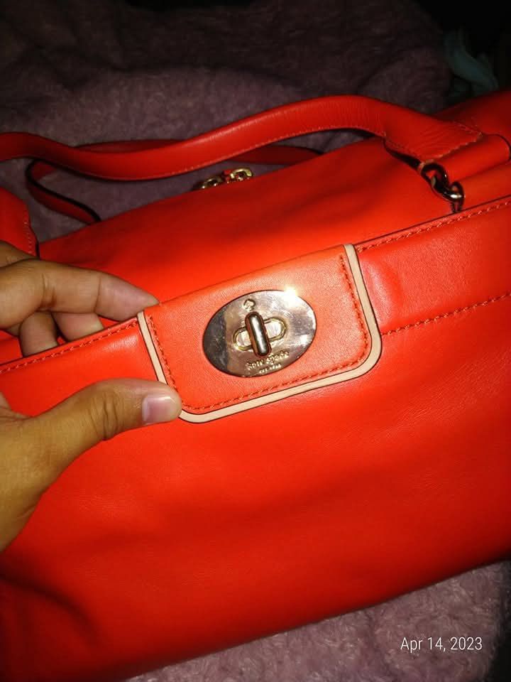 Original Kate Spade Shoulder Bag Hampton Road Collection (Category: Luxury Bags & Wallets) located in Pasig City. Submitted by nyca1989 (Listing ID 1436256537, Image 2). Description: 🧡 Original Kate Spade Shoulder Bag Hampton Road Collection Medium size | Vibrant “flame red” leather ✨ In excellent condition – well kept SRP: $398/18,000-23,000 💸 Yours for only 1,500! Feel free to negotiate! Open to reasonable haggling. Let’s meet halfway and mak