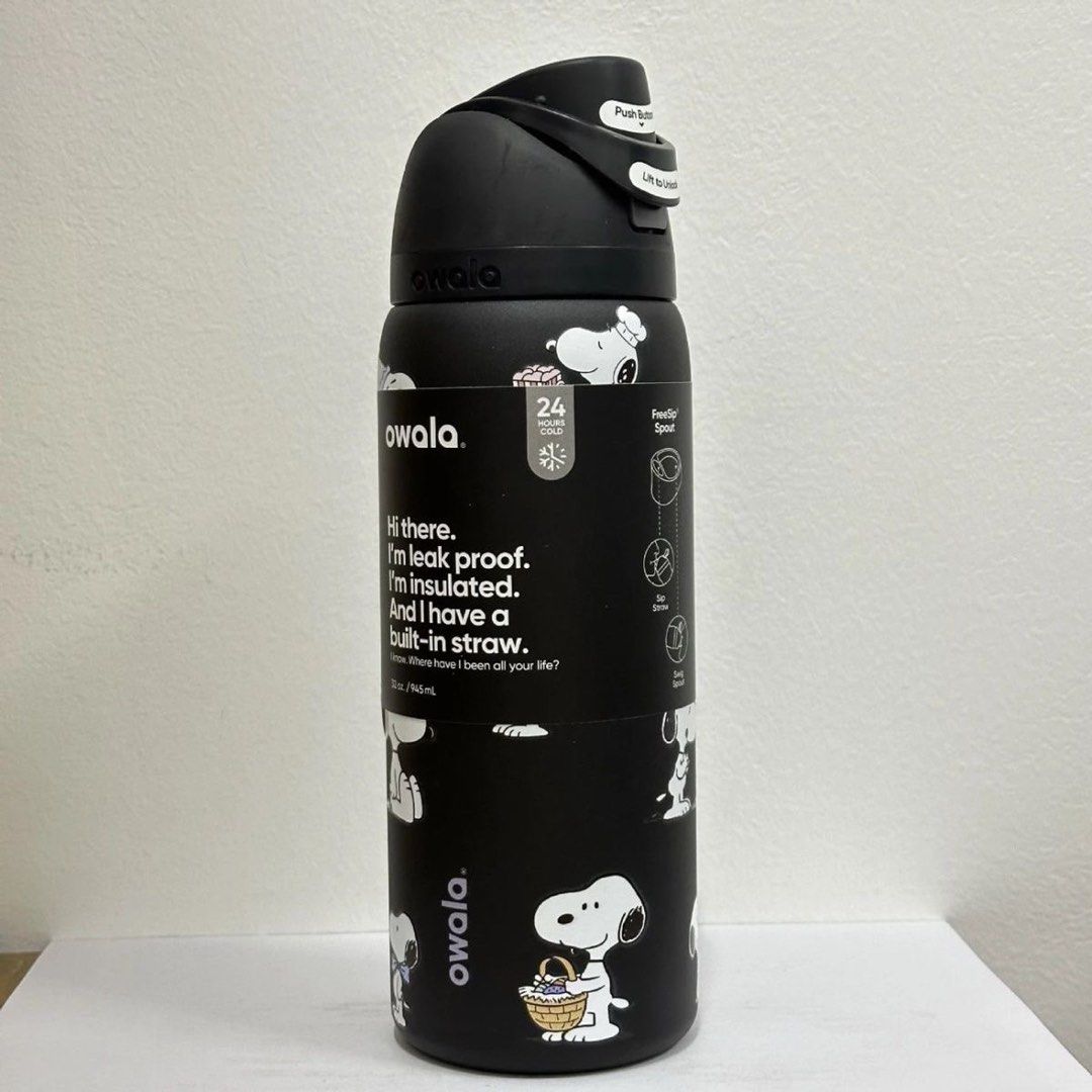 Owala FreeSip 24oz/710ml Black Snoopy Water Bottle - Box Slightly Damage