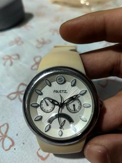 (Category: ) located in . Submitted by jjcollectiveshop (Listing ID 1436219121, Image 1). Description: .