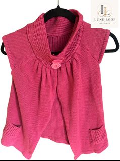 (Category: ) located in . Submitted by luxeloopboutique (Listing ID 1436219745, Image 1). Description: .