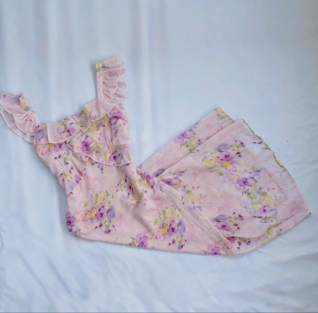 Pink Violet Floral Dress (Category: Dresses) located in Manila. Submitted by inationg (Listing ID 1436128567, Image 1). Description: .