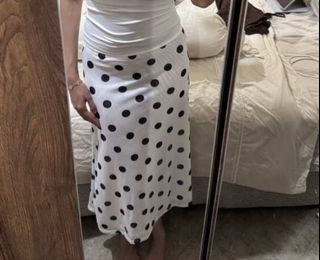 (Category: ) located in . Submitted by privatecupcake (Listing ID 1436191044, Image 1). Description: .