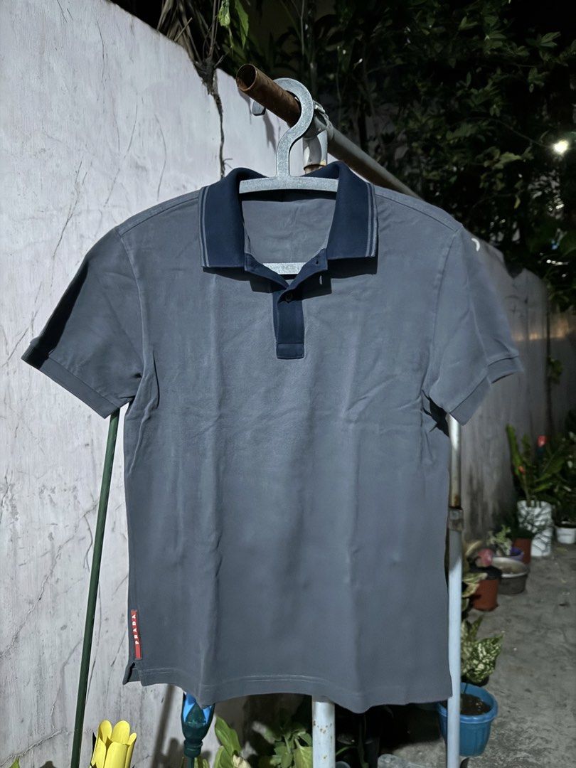 Prada polo shirt (Category: Tshirts & Polo Shirts ) located in Quezon City. Submitted by tempestdouble (Listing ID 1436262479, Image 1). Description: -20x25 -no issues.