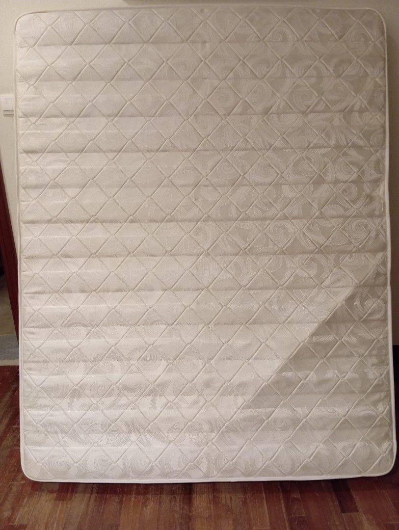 Queen Size Mattress - White