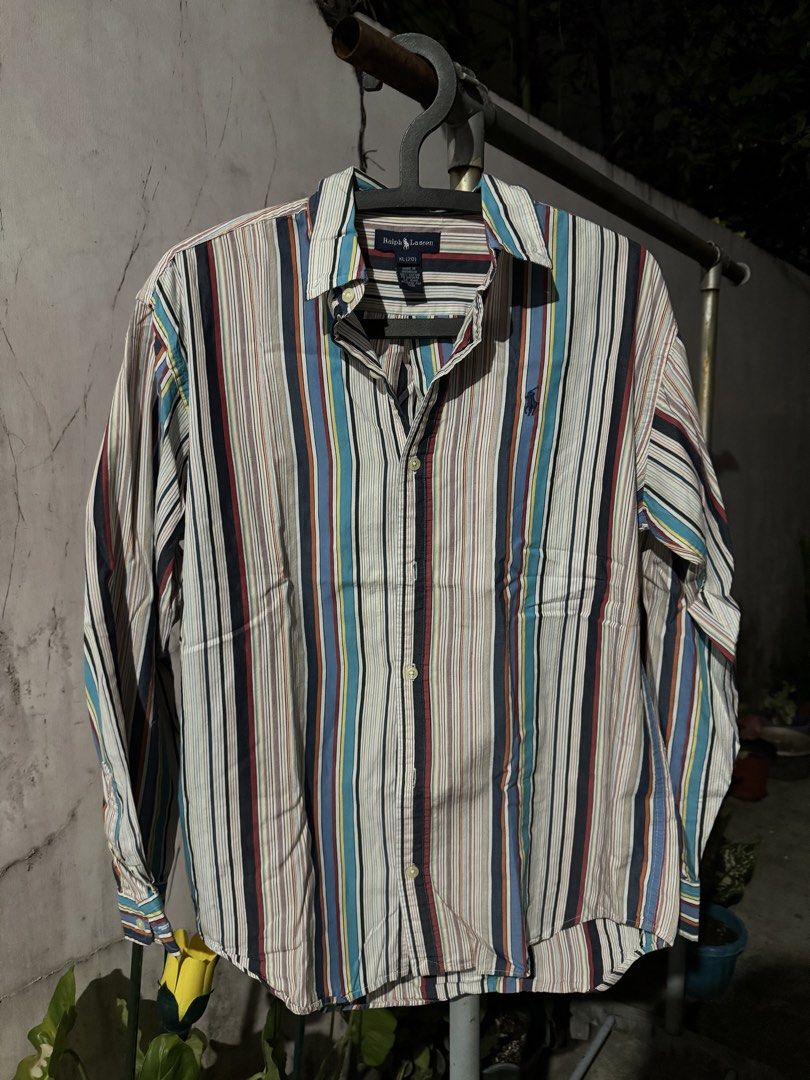 Ralph lauren (Category: Tshirts & Polo Shirts ) located in Quezon City. Submitted by tempestdouble (Listing ID 1436260524, Image 1). Description: -21x29 -sz xl (20) on tag -thrifted abroad -not sure if authentic.