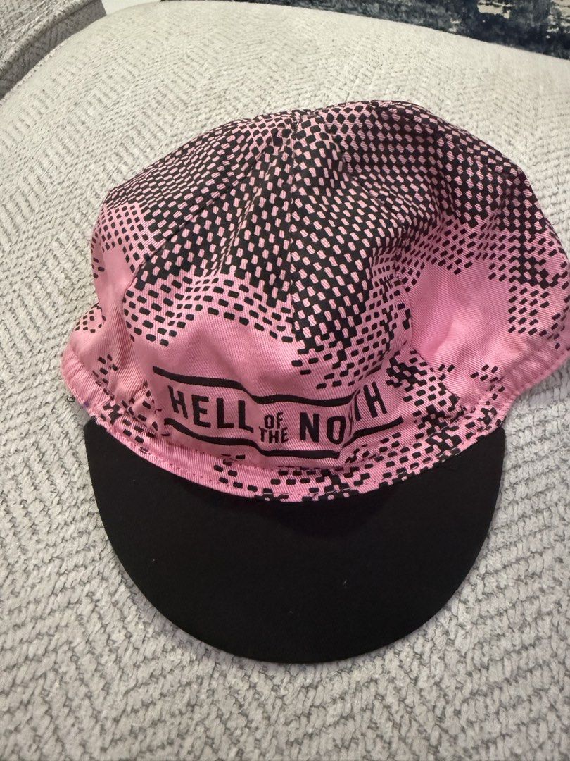 Rapha cap (Category: Cap & Hats) located in Ipoh. Submitted by rudiess (Listing ID 1436245776, Image 1). Description: Authentic.