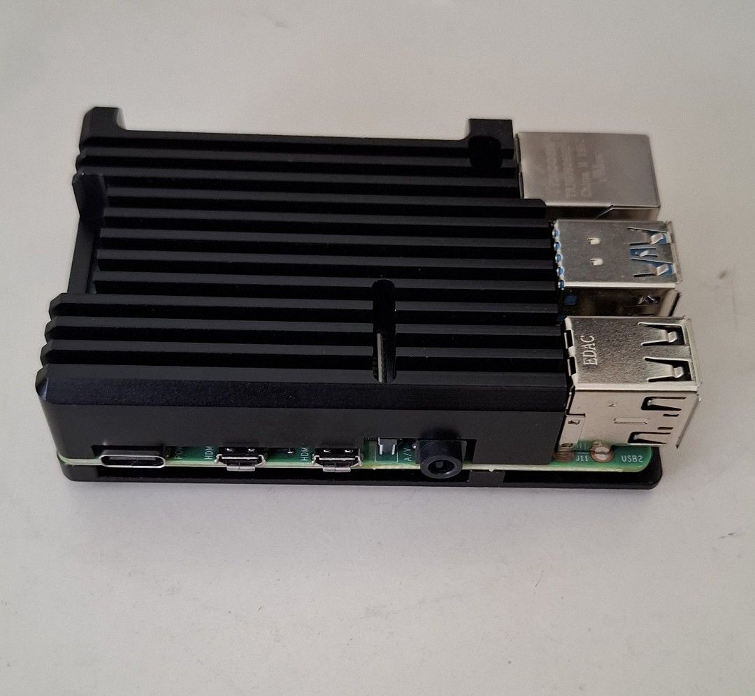 Raspberry Pi4 Model B 2GB  & Pi4 2GB445664145179289603