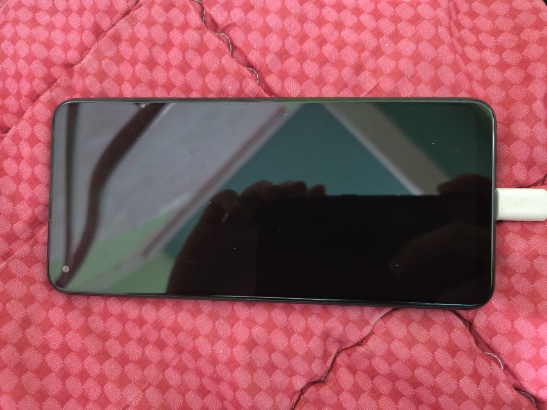 Realme 10 4G (RMX3630) (Category: Samsung) located in Manila. Submitted by macasss (Listing ID 1436202912, Image 1). Description: Good Condi. test to sawa. ready to reformat. may scratches lang sa sides at camera due to case, pero good condi pa overall. smooth touch. with charger, super fast charging. .