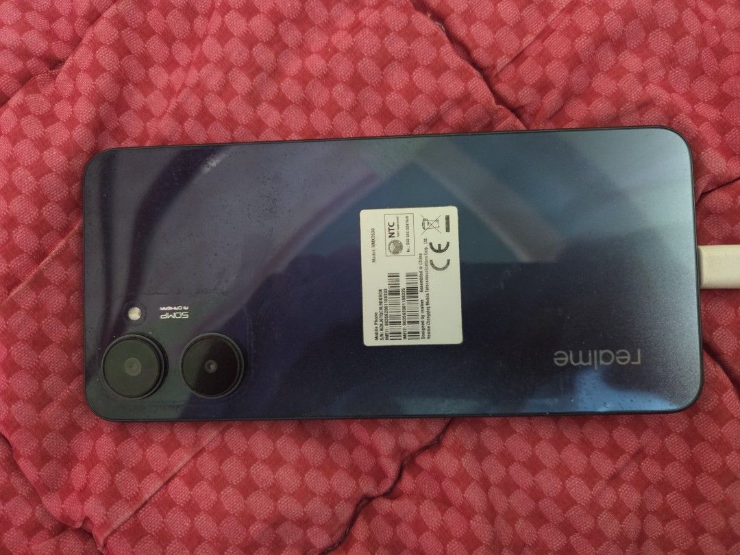 Realme 10 4G (RMX3630) (Category: Samsung) located in Manila. Submitted by macasss (Listing ID 1436202912, Image 2). Description: Good Condi. test to sawa. ready to reformat. may scratches lang sa sides at camera due to case, pero good condi pa overall. smooth touch. with charger, super fast charging. .