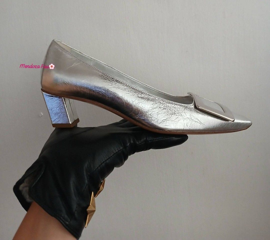 ROGER VIVIER square low heels 37 (Category: Sneakers & Footwear) located in Iba. Submitted by kuripot_socialite (Listing ID 1436101063, Image 2). Description: Guaranteed orig. FLAWLESS ✔️LAYAWAY.