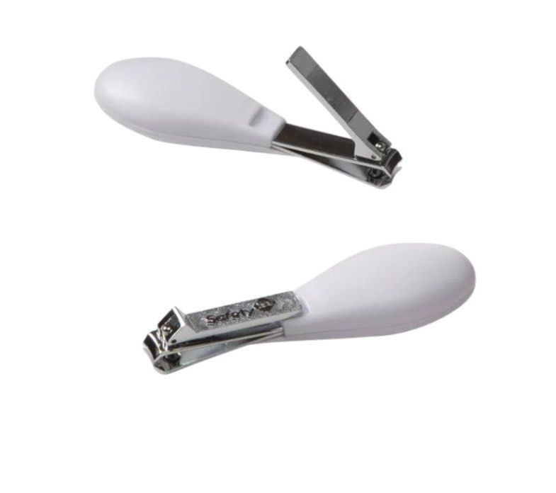 Safety 1st Nail Clipper (Category: Baby Toiletries & Grooming) located in Dasmarinas. Submitted by juanamarie (Listing ID 1436285406, Image 1). Description: Safety 1st Fold-Up Nail Clipper for Newborn Baby/Infant Brand new, just opened Complete with box In-open ko lang to check kung maganda. Haha! Price: 230Php Rfs: Extra pair, decluttering .