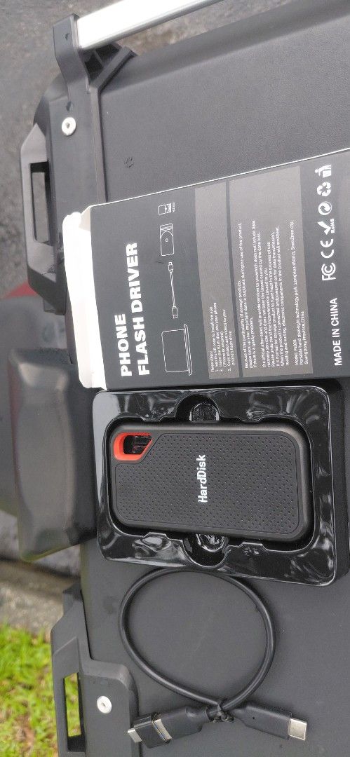 SanDisk Phone Flash Driver 6 - Portable Hard Drive445795260727316481