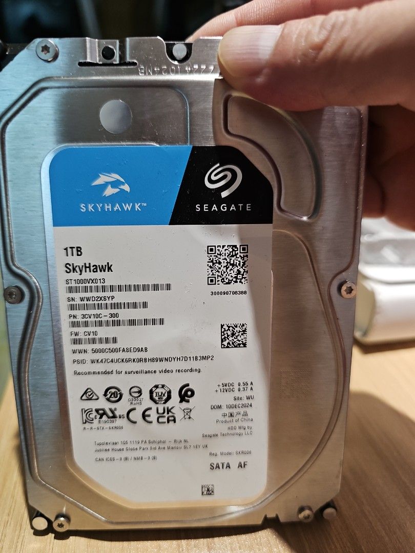 Seagate Skyhawk 1TB 3.5" Surveillance HDD445935387725670400