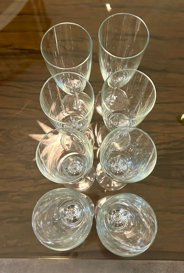 Set of 8 Clear Champaign Glasses445871450562897921