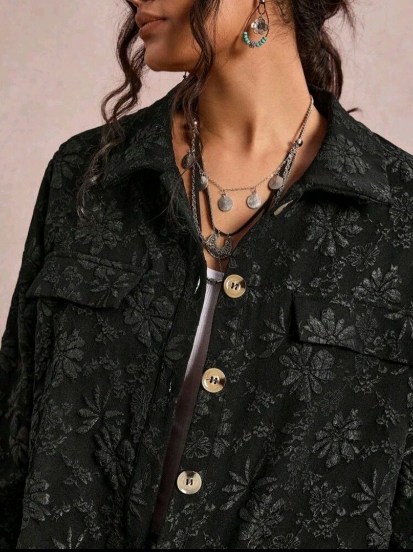 SHEIN LUNE Plus Size Solid Color Jacket (Category: Coats, Jackets and Outerwear) located in Los Banos. Submitted by jazzandjacob14 (Listing ID 1436229111, Image 2). Description: - SHEIN LUNE black jacket - Size: 1XL - Features: - Floral pattern - Collared neckline - Button-down closure - Two front pockets - Long sleeves - Cropped length * used once.