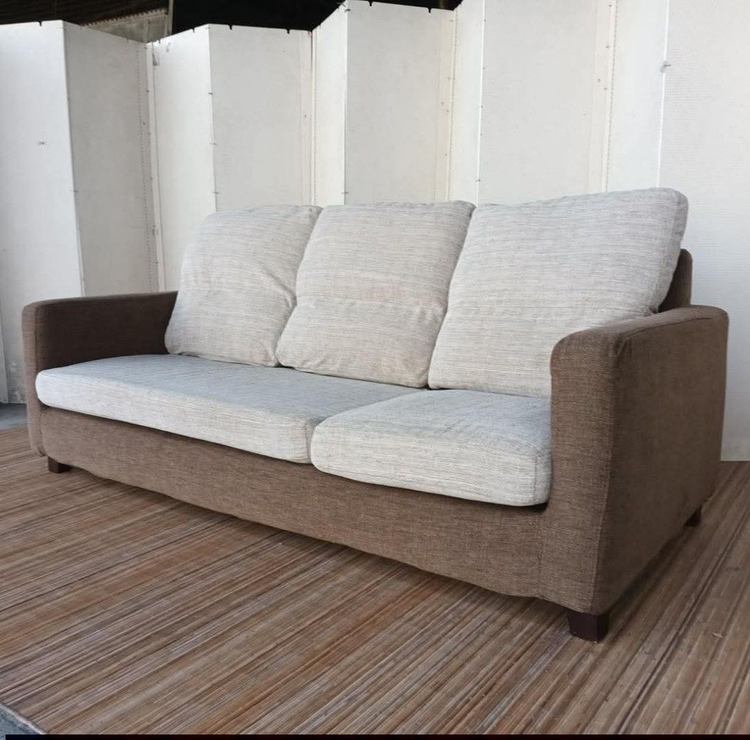 Sofa (Category: Sofas) located in Meycauayan. Submitted by marygracecasimiro (Listing ID 1436118470, Image 2). Description: Modern Fabric Sofa 3-4 Seater / 6.5ft long Fully Washable Price: 13,500 L76.5 x W36 x H17/36 In good condition💜💜 #QuezonCity #Pampanga #Bulacan #Pangasinan #Isabela #Cavite #Baguio #highlights #JAPANSURPLUS #everyone #japansurplus #followers #japansurplusph #japansurplusmalolos #followfollow #fbreels #followersreels.