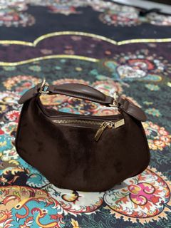 (Category: ) located in . Submitted by yasdin.thrift (Listing ID 1436109801, Image 1). Description: .