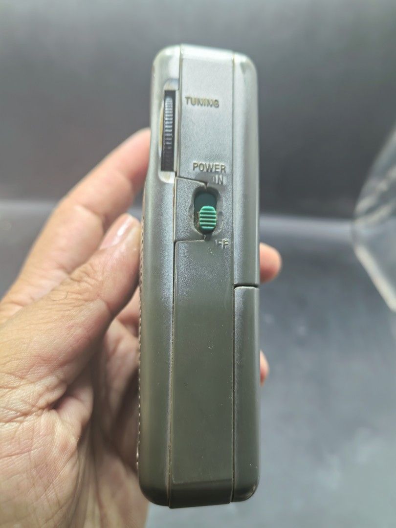 SONY AM Receiver (Category: Soundbars, Speakers & Amplifiers) located in Cebu City. Submitted by dudes_villanueva (Listing ID 1436264978, Image 2). Description: SONY AM Receiver 📌 Not working. Selling as is. For collection display..