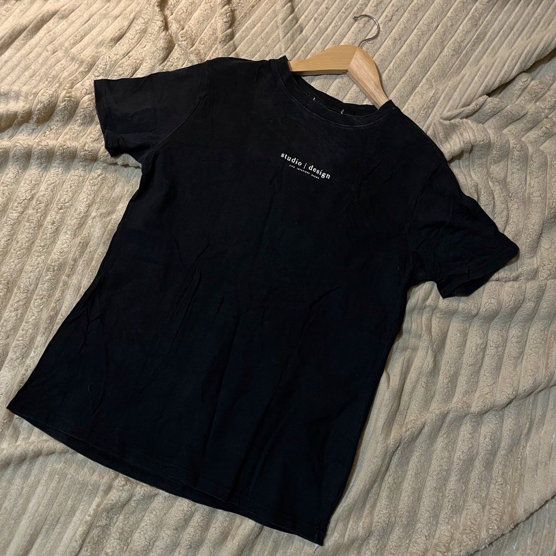 Statement Tees Bundle (5pcs.) (Category: Shirts) located in Rizal. Submitted by everything.threads (Listing ID 1436129149, Image 2). Description: 📌 Details Bundle: 4 pcs. + 1 Free Size: S-L MOP: GCash / Bank Transfer MOD: J&T / Lalamove Loc: Montalban Rizal .