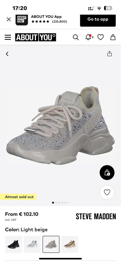 Steve Madden Sneakers Maxima-R in Light Beige (Category: Sneakers) located in Manila. Submitted by bronds (Listing ID 1436189929, Image 1). Description: Never been used, but signs of storage.
