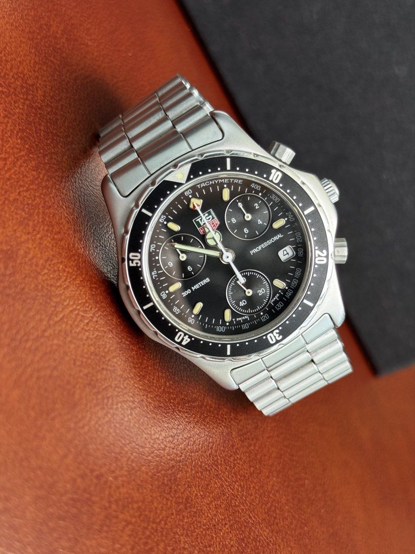 Tag Heuer 2000 Professional Black Panda Dial (Category: Luxury Watches) located in Quezon City. Submitted by mjgorobat15 (Listing ID 1436163858, Image 1). Description: Tag Heuer 2000 Professional Black Panda Dial •Reference No. CE1112 •Movement: Swiss Quartz Chronograph •Case diameter: 40mm •Sapphire Crystal •Black Panda Dial •Wrist size up to 16cm •Inclusions: Tag Heuer Double Box •Condition: 9/10 newly serviced.