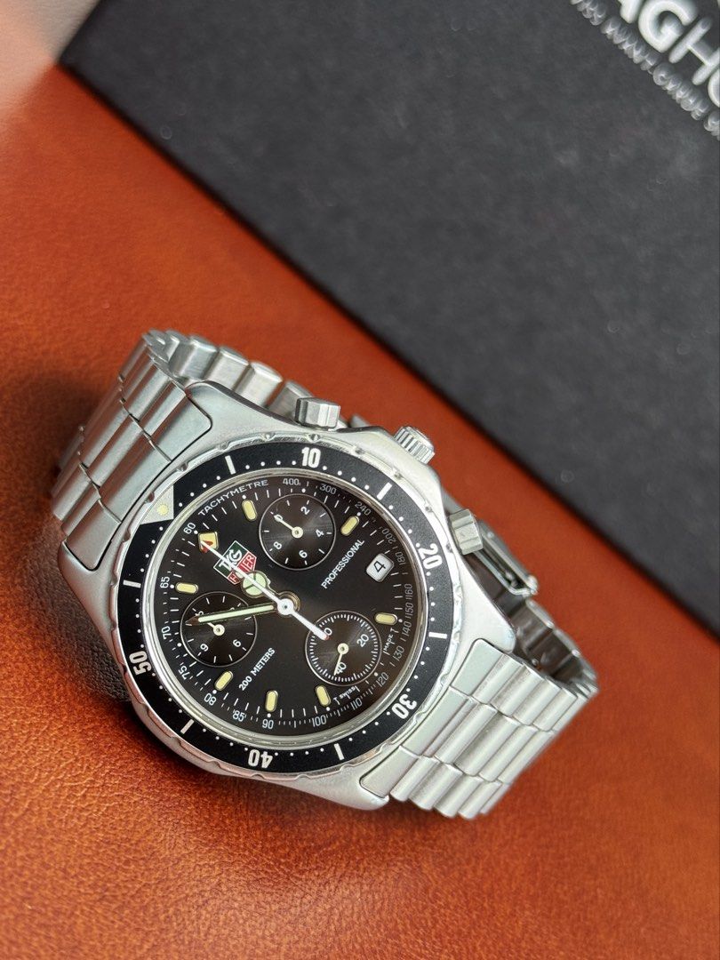 Tag Heuer 2000 Professional Black Panda Dial (Category: Luxury Watches) located in Quezon City. Submitted by mjgorobat15 (Listing ID 1436163858, Image 2). Description: Tag Heuer 2000 Professional Black Panda Dial •Reference No. CE1112 •Movement: Swiss Quartz Chronograph •Case diameter: 40mm •Sapphire Crystal •Black Panda Dial •Wrist size up to 16cm •Inclusions: Tag Heuer Double Box •Condition: 9/10 newly serviced.