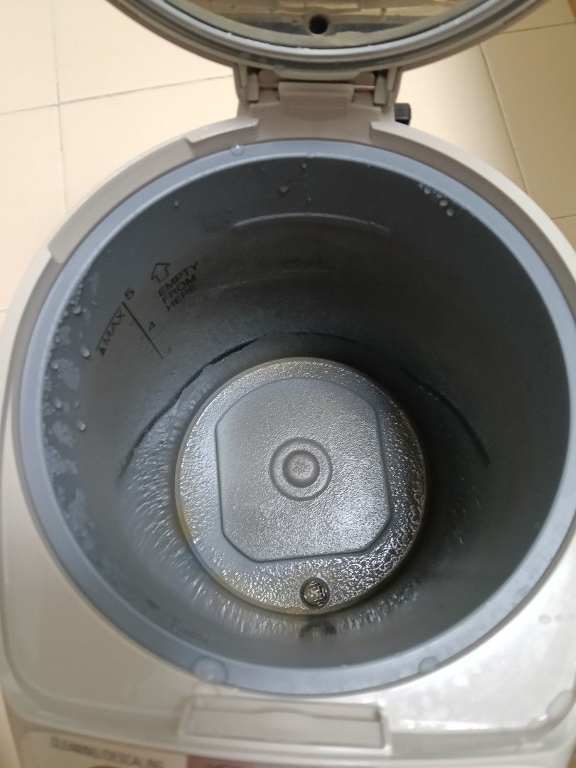 Take both (Category: Bathroom & Kitchen Fixtures) located in Singapore. Submitted by jennifersi18083 (Listing ID 1436113321, Image 3). Description: .