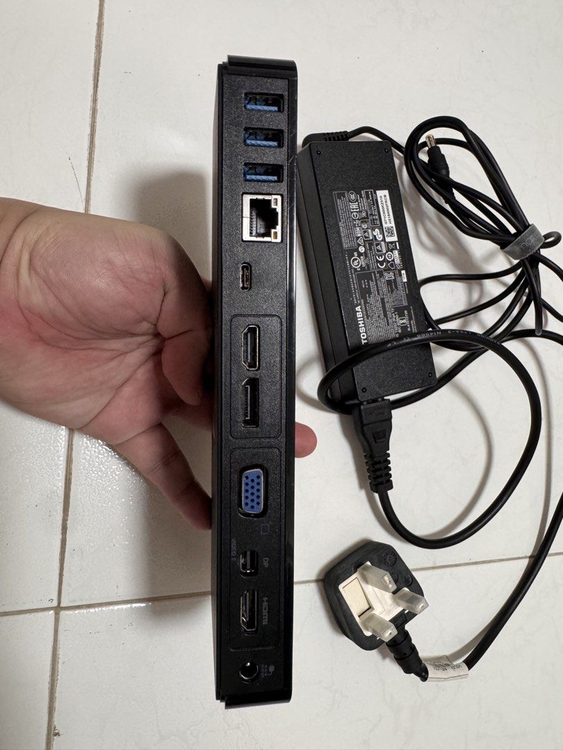 Toshiba Thunderbolt 3 Dock445940693593630723