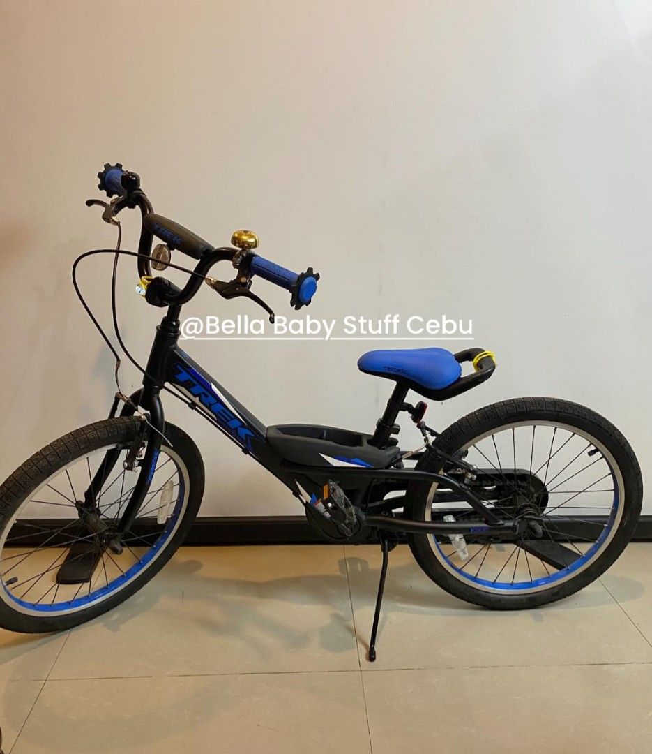 Trek Jet20 Bike (Category: Bicycles) located in Cebu City. Submitted by bellababystuffcebu (Listing ID 1436286362, Image 3). Description: Trek Jet20 Bike Preloved in Very Good Condition Please see video for reference https://fb.watch/GVMcVNASna/? Frame 20" Dialed frame size, Alpha Silver Aluminum Fork Dialed 20", high tensile steel Wheels Front hub Steel Rear hub Coaster brake Rims 20" 28-hole alloy Tires Bontrager Dialed 20x1.8" Drivetrain Crank