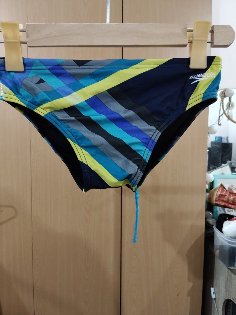Trunks speedo (Category: Activewear) located in Manila. Submitted by ajrswimwear (Listing ID 1436251143, Image 1). Description: trunks speedo.