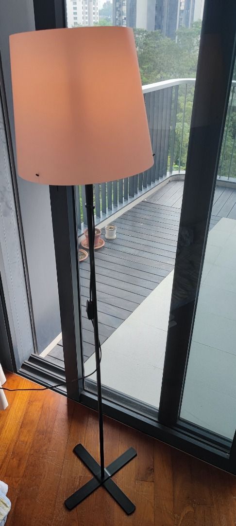 two standing lamps working fine
