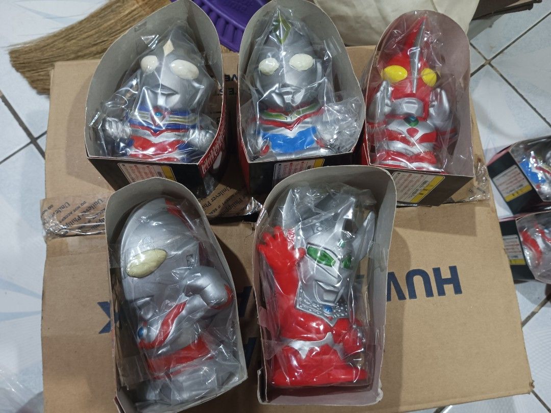 Ultraman Bank Vinyl Collection Figures (Category: Figurines & Statues) located in Caloocan City. Submitted by brooch021817 (Listing ID 1436100328, Image 1). Description: - Collectible Ultraman Bank Vinyl figures. - Each figure comes in its original box. - Features various Ultraman characters. - Ideal for collectors and Ultraman fans..