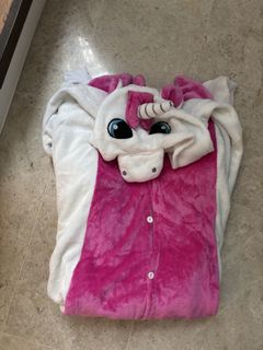 (Category: ) located in . Submitted by nikkisn (Listing ID 1436182747, Image 1). Description: .
