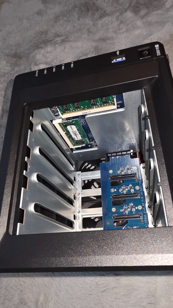 [USED] Synology DS918+ (8GB) 4-Bay NAS (Diskless)