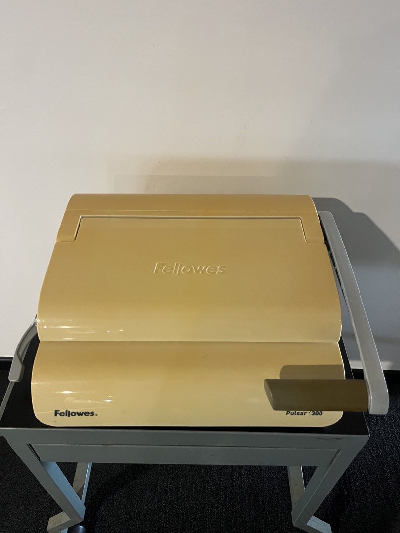 Vintage Fellowes Pulsar 300 Binding Machine445560614122967040